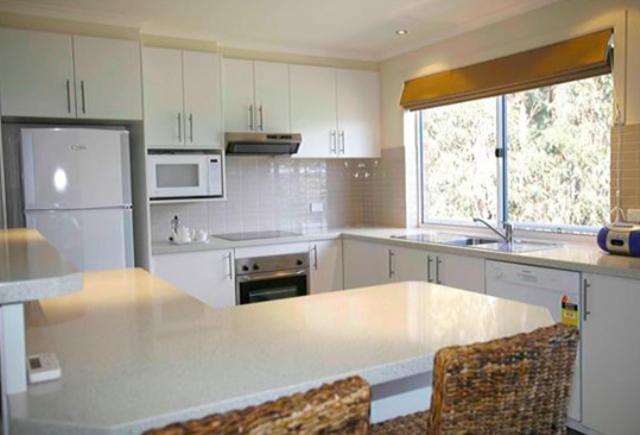 Waterview Luxury Apartments Меримбула Номер фото